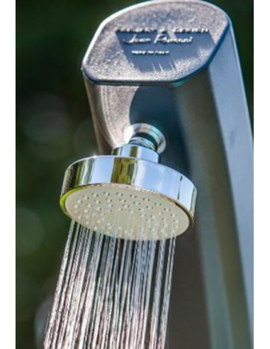 Ducha solar curva 25 litros de resina con lavapies color negro gre